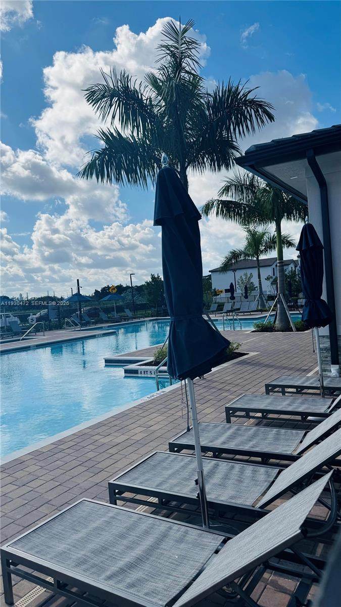 https://bt-photos.global.ssl.fastly.net/miami/orig_boomver_2_A11930472-2.jpg