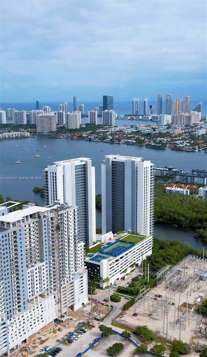 16385 Biscayne Blvd - Photo 1