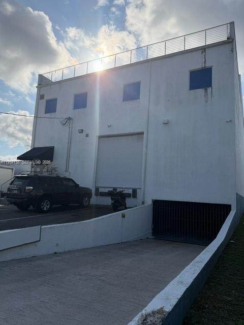 https://bt-photos.global.ssl.fastly.net/miami/orig_boomver_2_A11934138-2.jpg