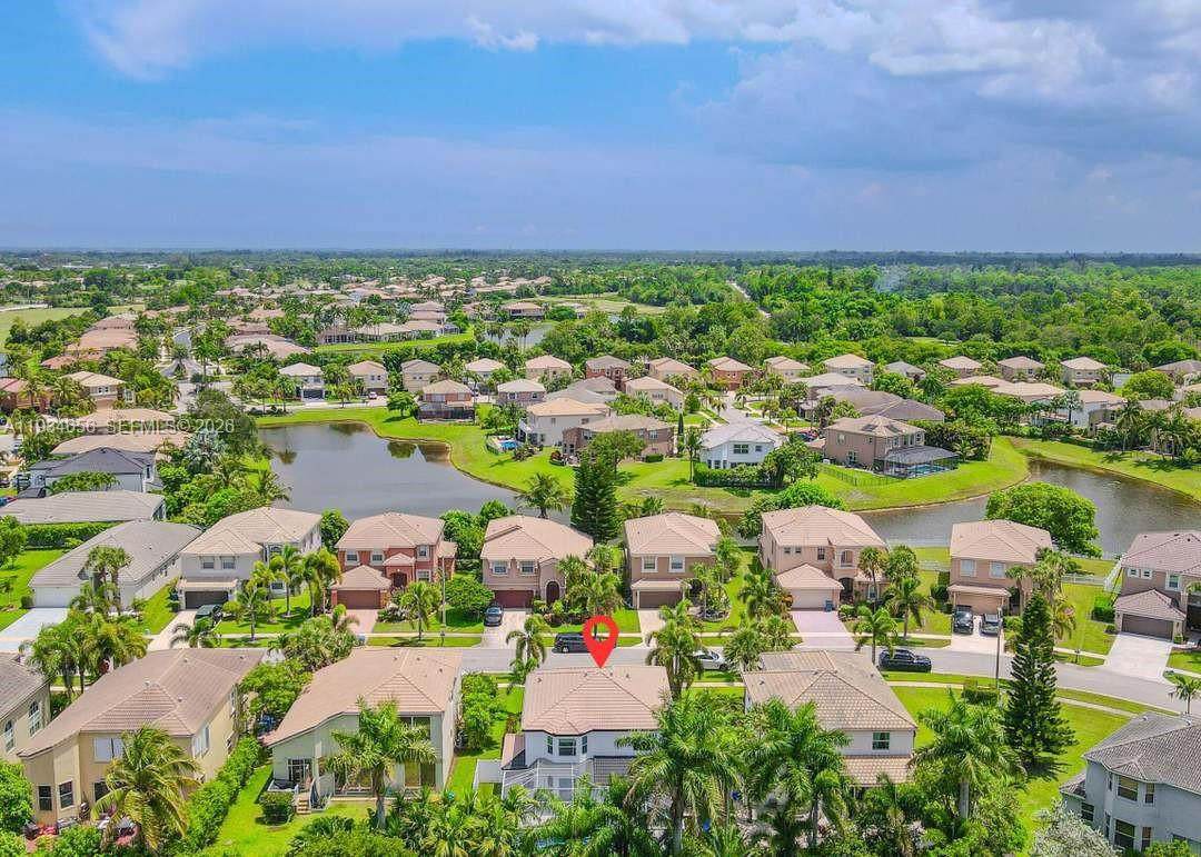 2738 Misty Oaks Cir - Photo 1