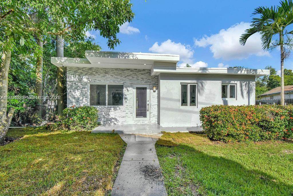 7902 67th Ave - Photo 1