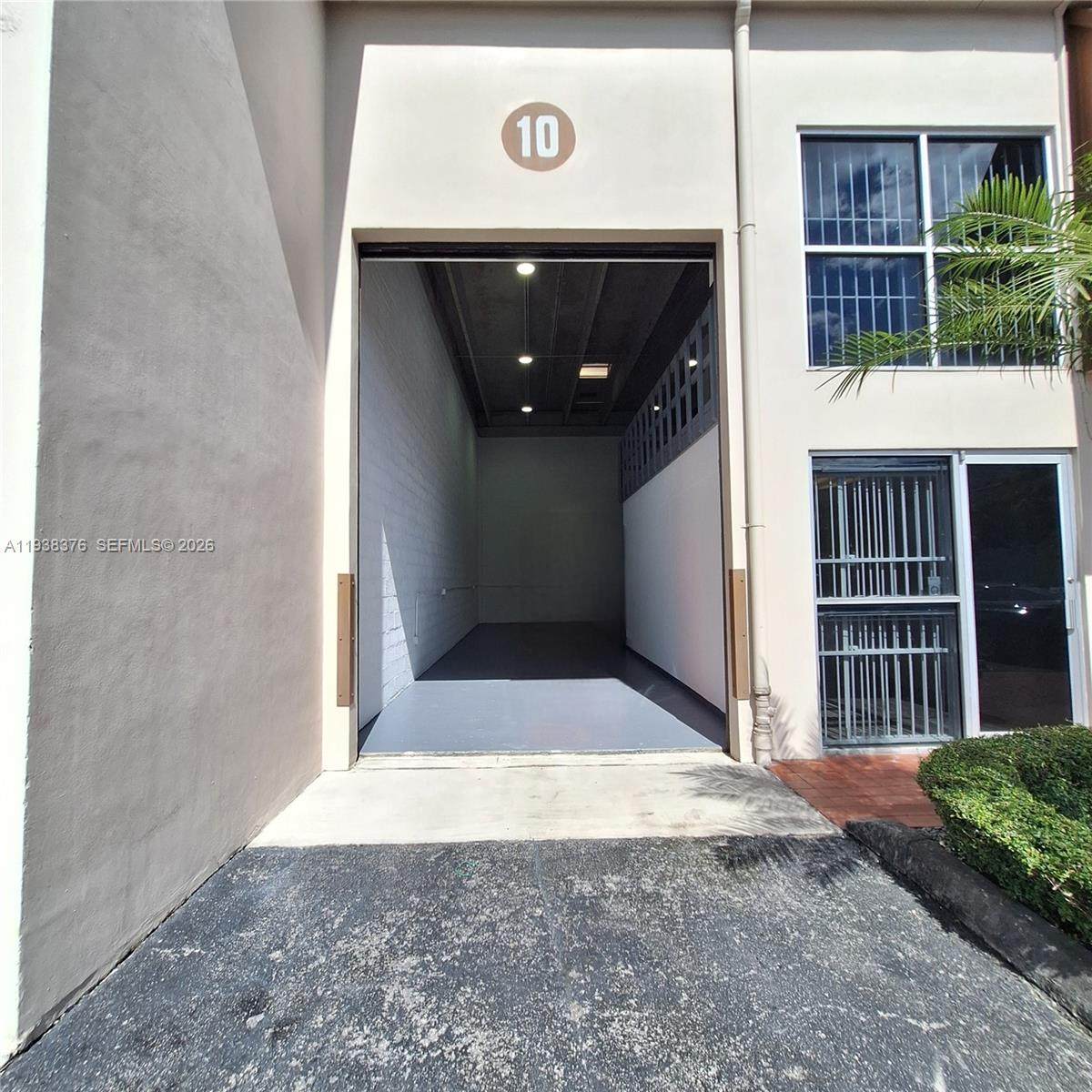 14250 136th St - Photo 1