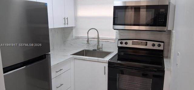 2332 Fillmore St - Photo 1