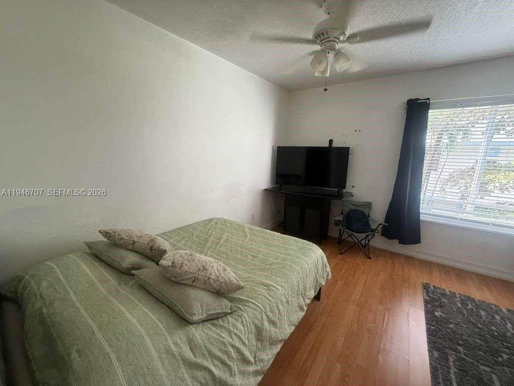 https://bt-photos.global.ssl.fastly.net/miami/orig_boomver_2_A11946707-2.jpg
