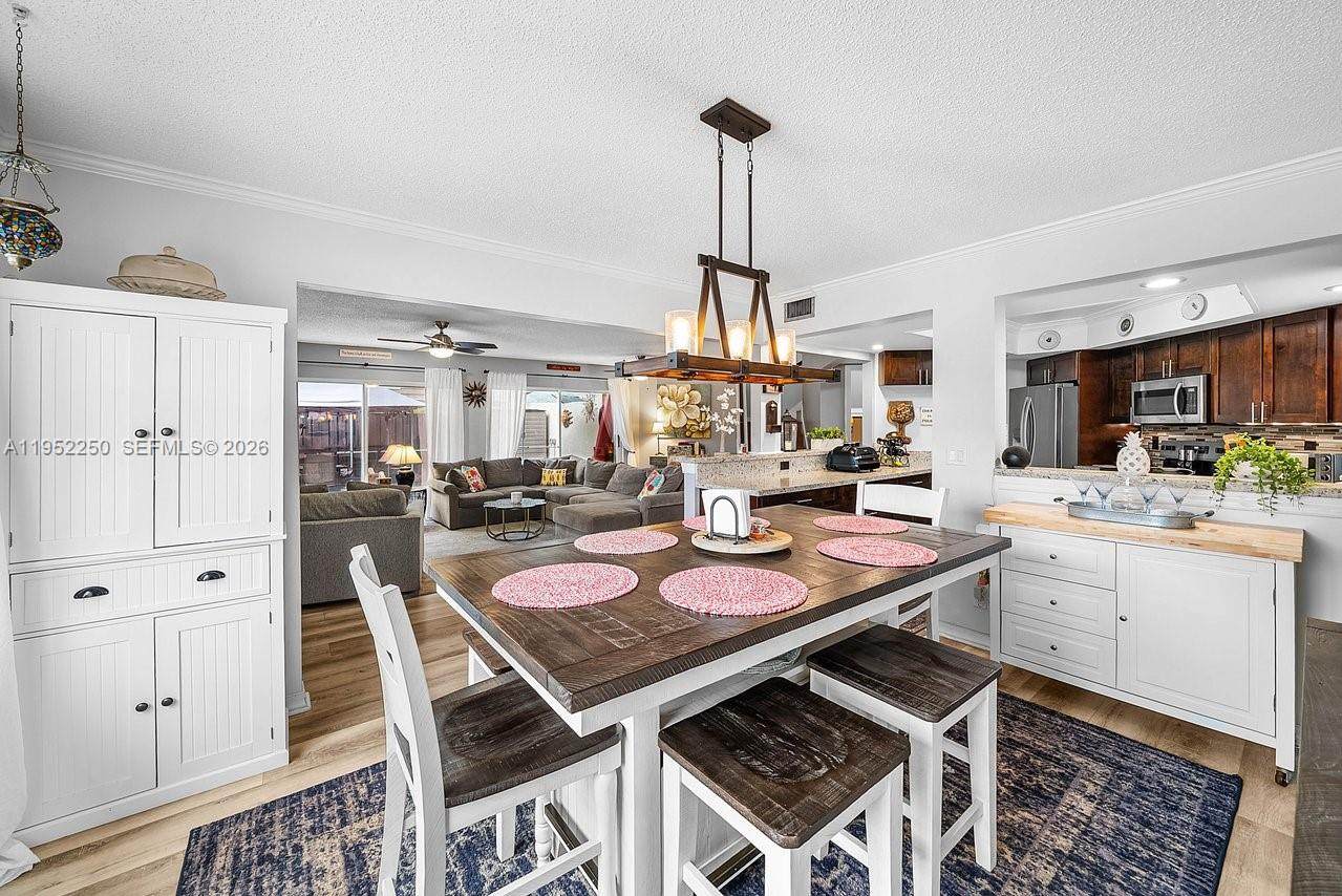 11625 Winchester Dr - Photo 1