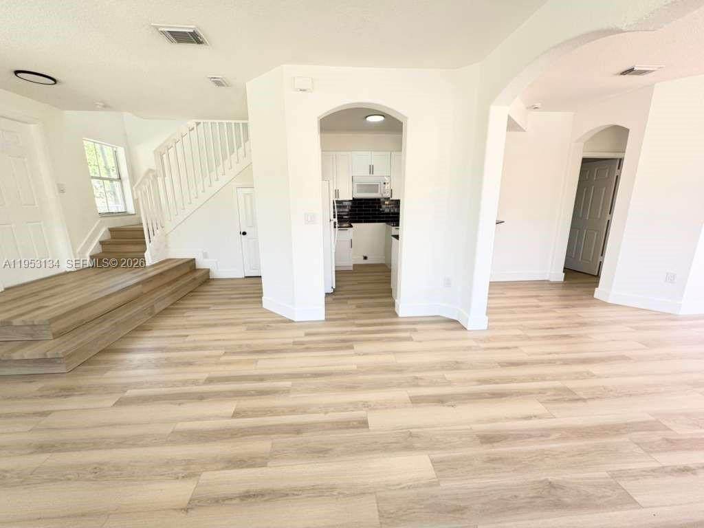 10848 243rd St - Photo 1