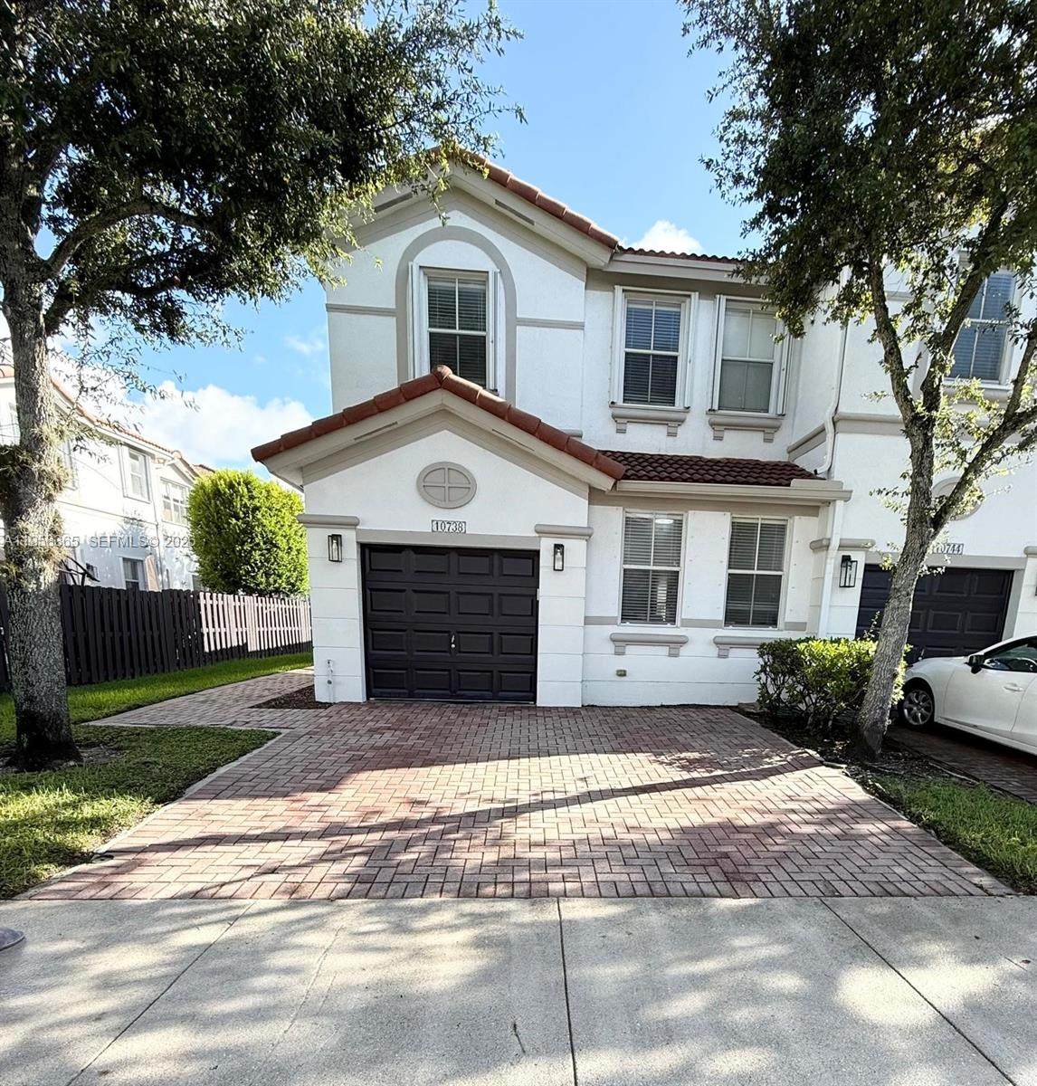 10738 80th Ln - Photo 1