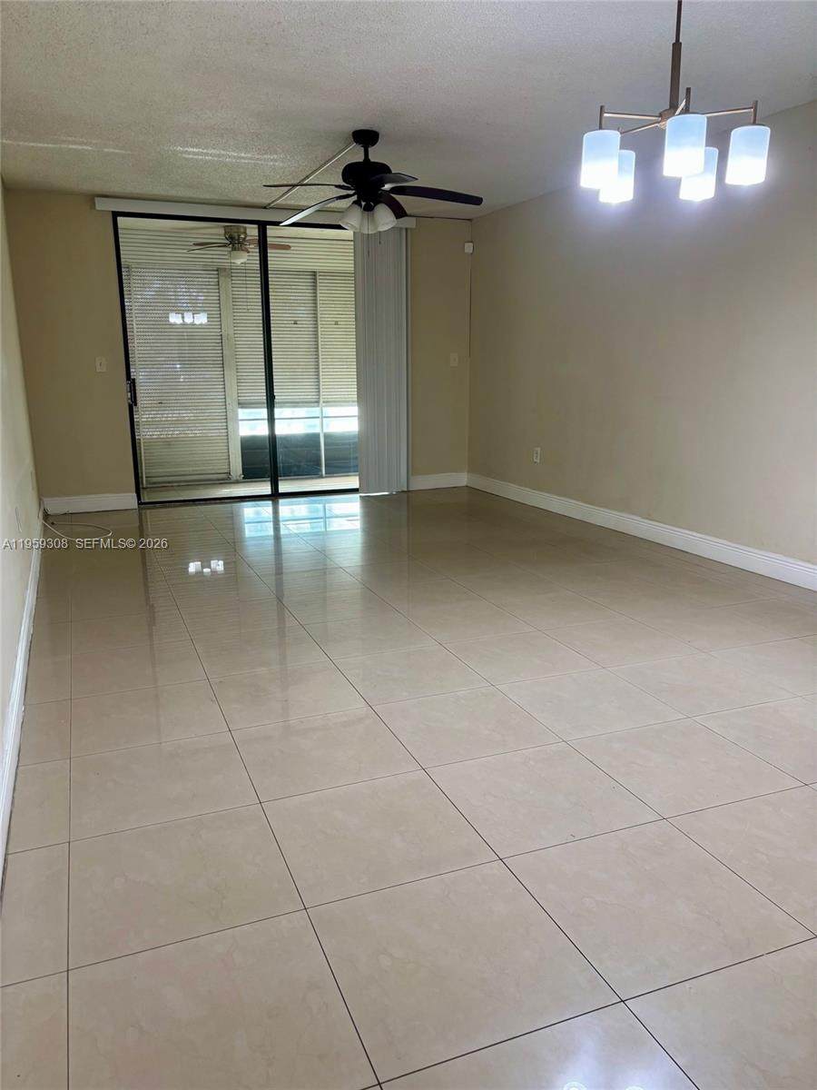 https://bt-photos.global.ssl.fastly.net/miami/1280_boomver_1_A11959308-2.jpg