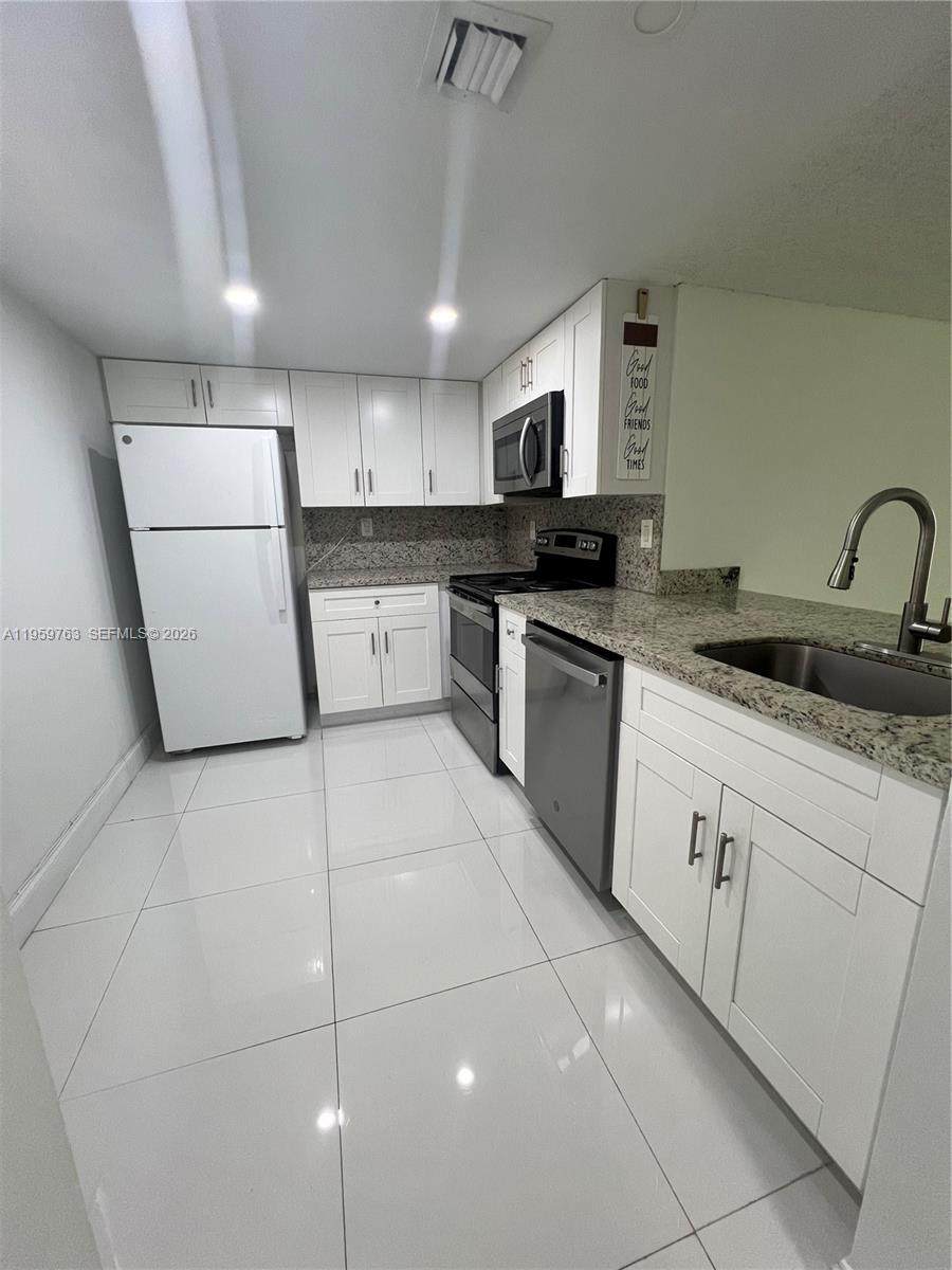 14155 87th St - Photo 1