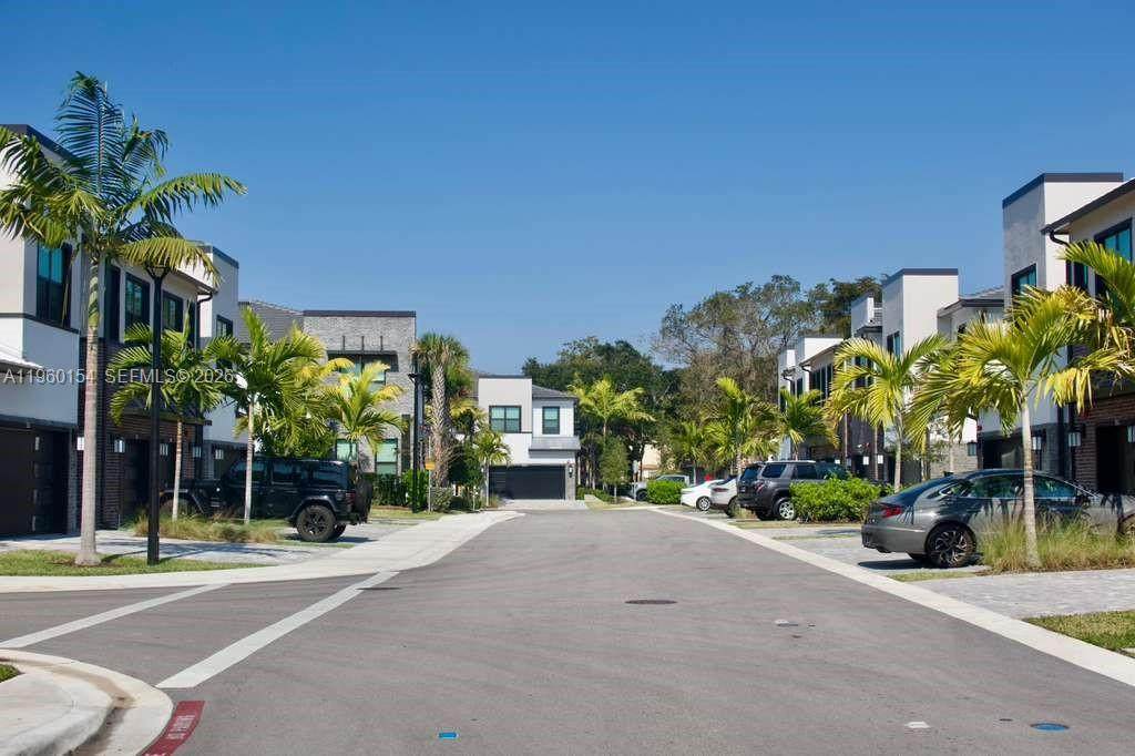 https://bt-photos.global.ssl.fastly.net/miami/orig_boomver_2_A11960154-2.jpg