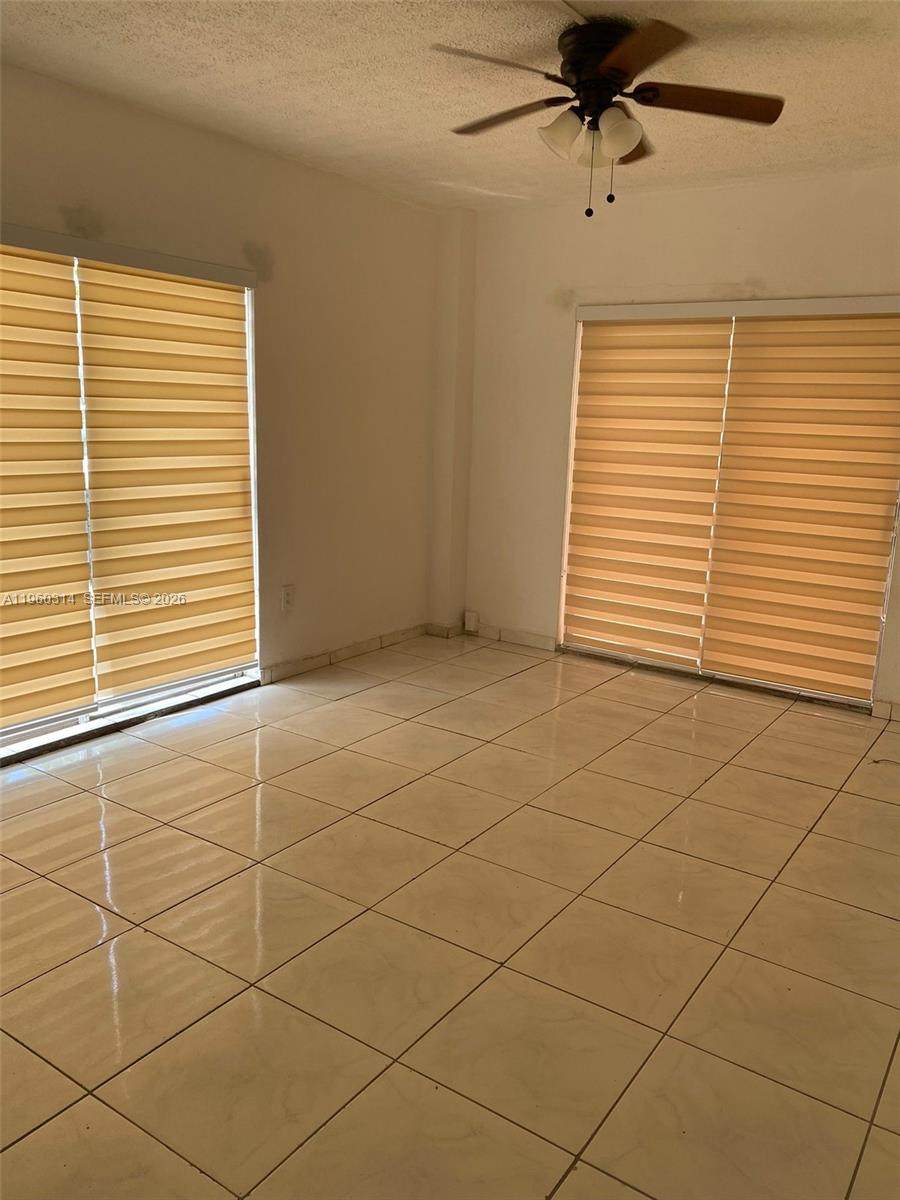 https://bt-photos.global.ssl.fastly.net/miami/orig_boomver_2_A11960314-2.jpg