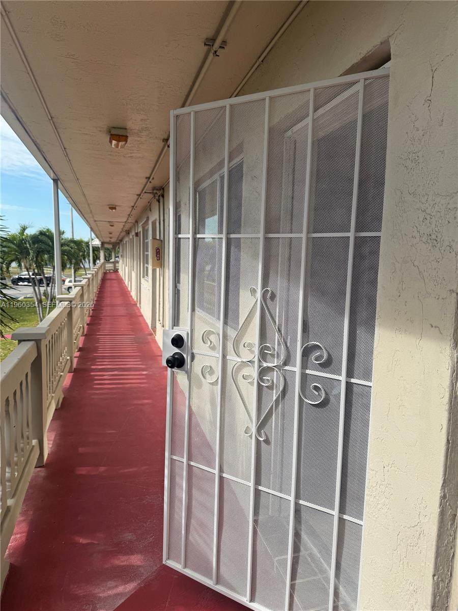 https://bt-photos.global.ssl.fastly.net/miami/1280_boomver_1_A11960354-2.jpg