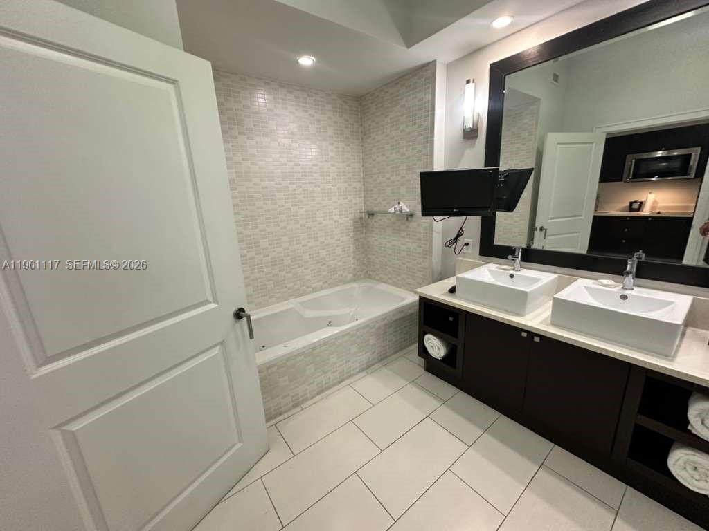 https://bt-photos.global.ssl.fastly.net/miami/orig_boomver_2_A11961117-2.jpg