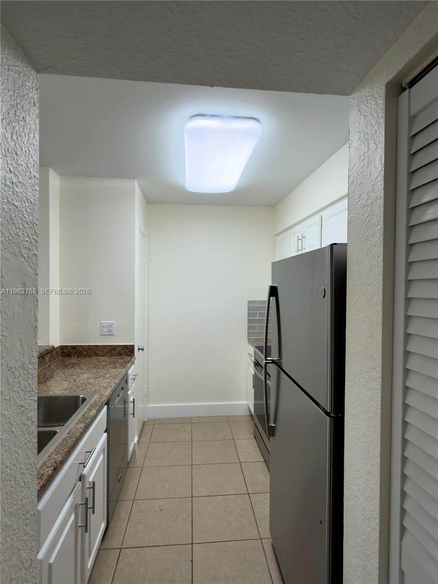 https://bt-photos.global.ssl.fastly.net/miami/orig_boomver_1_A11962788-2.jpg