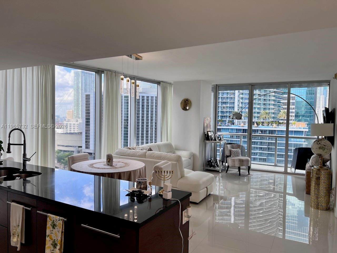 https://bt-photos.global.ssl.fastly.net/miami/orig_boomver_2_A11965732-2.jpg