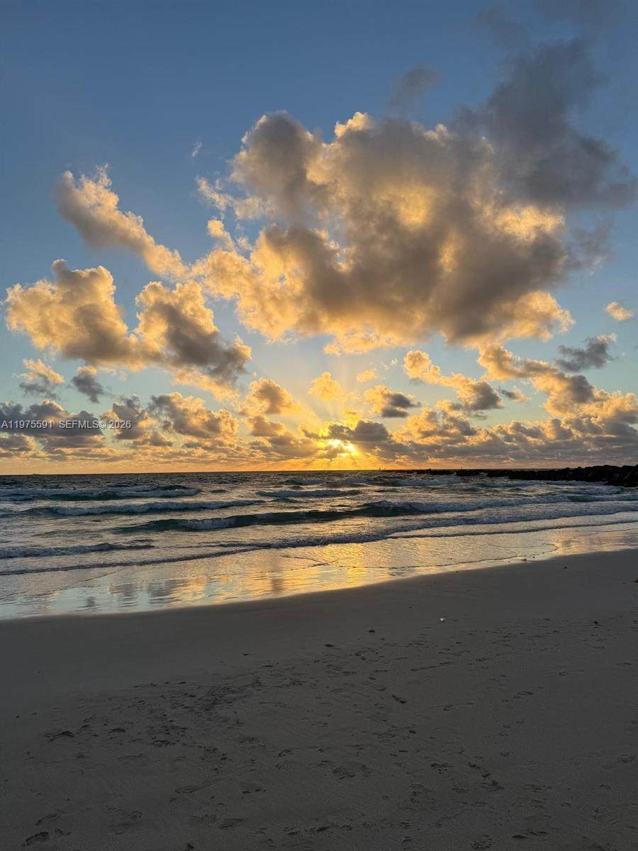 https://bt-photos.global.ssl.fastly.net/miami/1280_boomver_1_A11975591-2.jpg