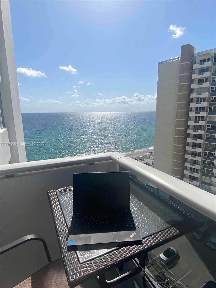 3140 Ocean Dr - Photo 1
