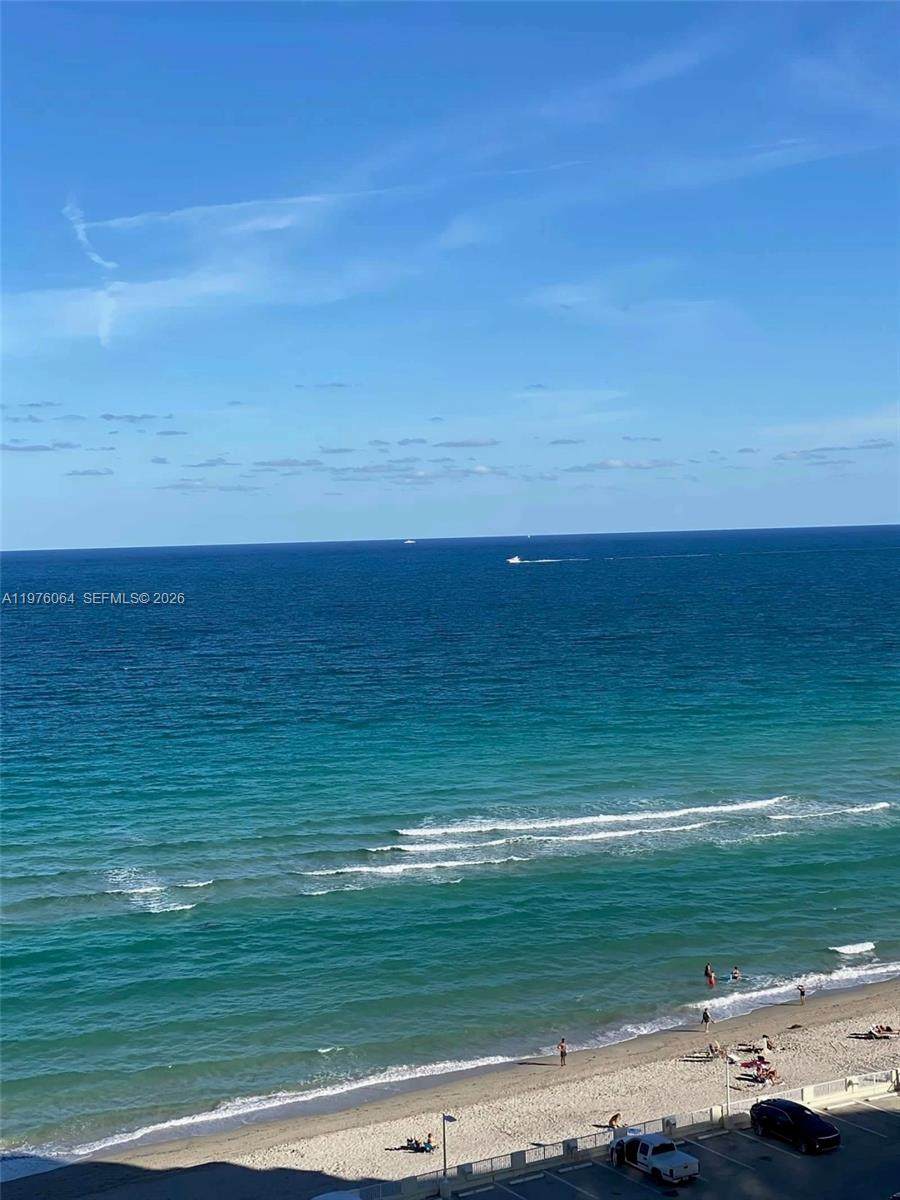 https://bt-photos.global.ssl.fastly.net/miami/orig_boomver_2_A11976064-2.jpg