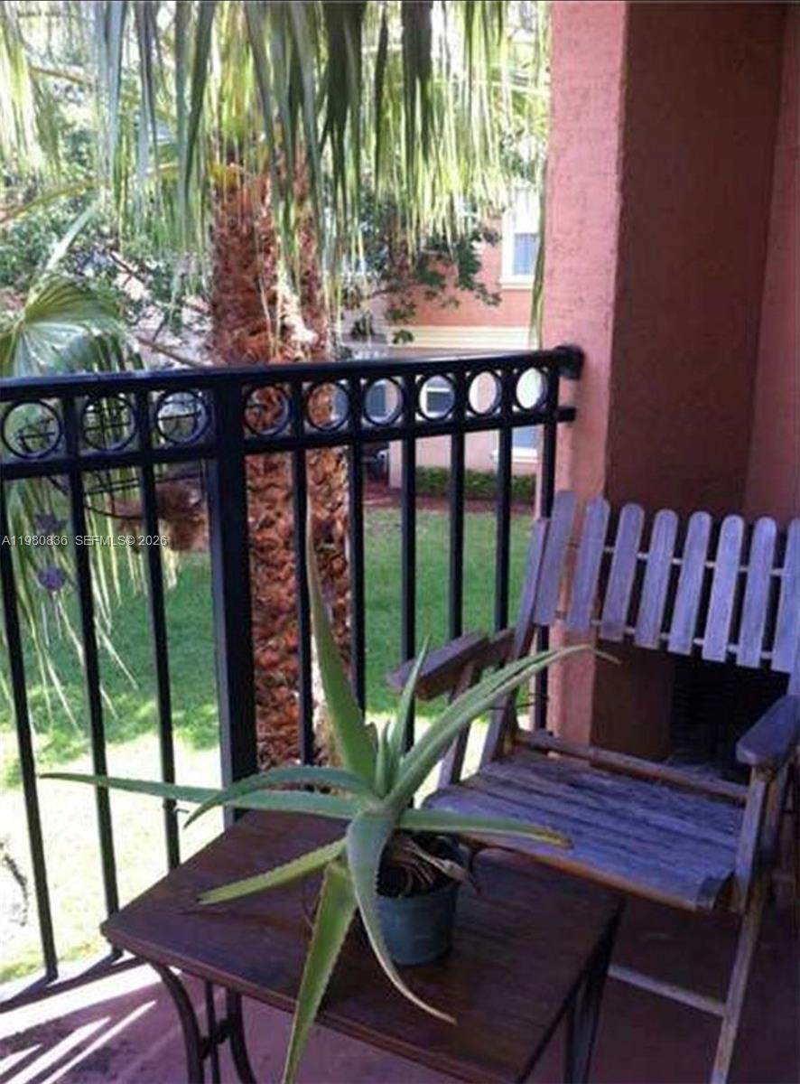 https://bt-photos.global.ssl.fastly.net/miami/1280_boomver_2_A11980836-2.jpg