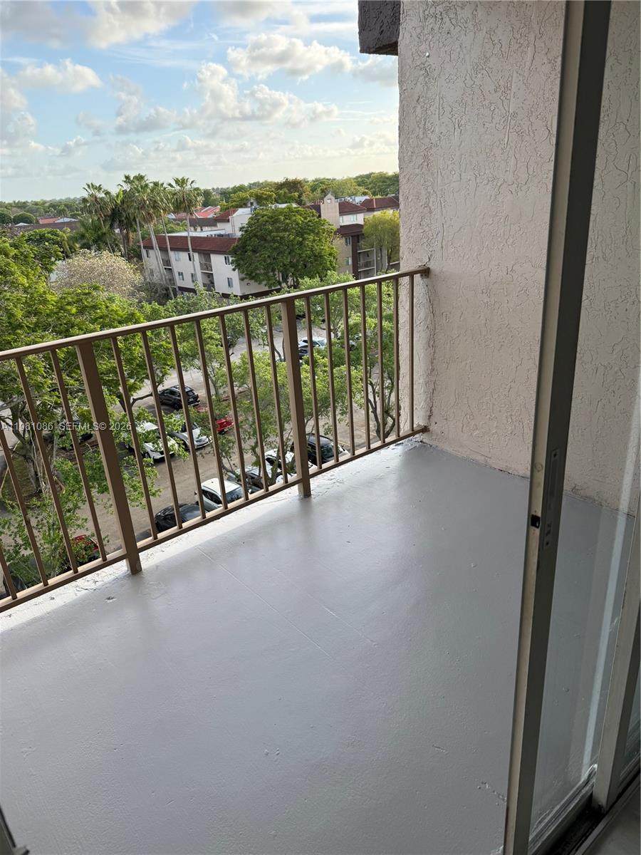 https://bt-photos.global.ssl.fastly.net/miami/orig_boomver_2_A11981086-2.jpg