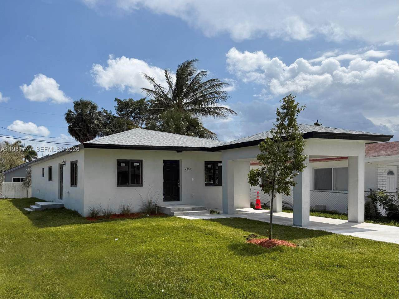 2806 9th Ct - Photo 1