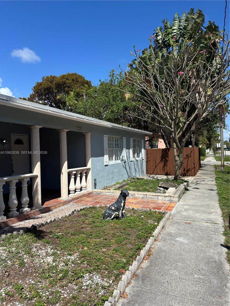 https://bt-photos.global.ssl.fastly.net/miami/orig_boomver_2_A11982839-2.jpg