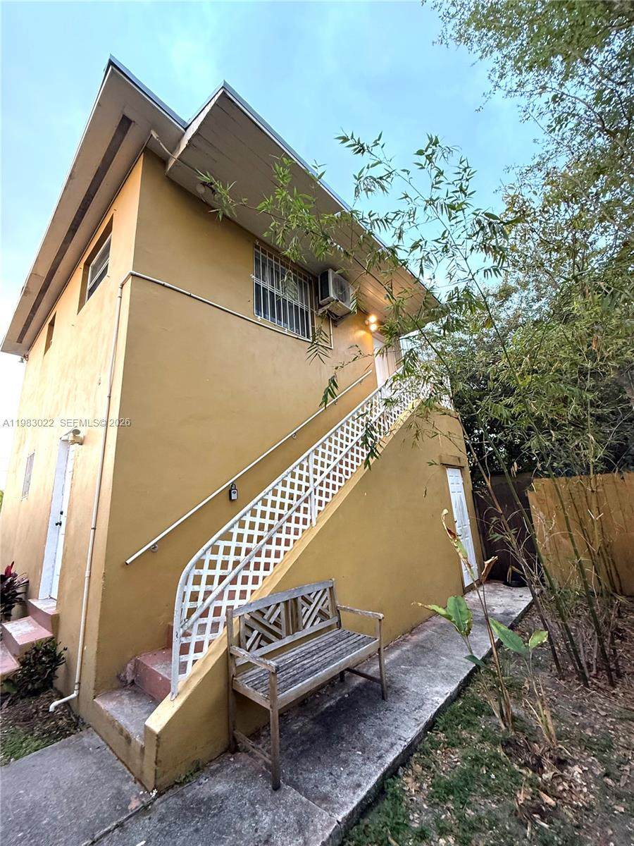 https://bt-photos.global.ssl.fastly.net/miami/orig_boomver_2_A11983022-2.jpg