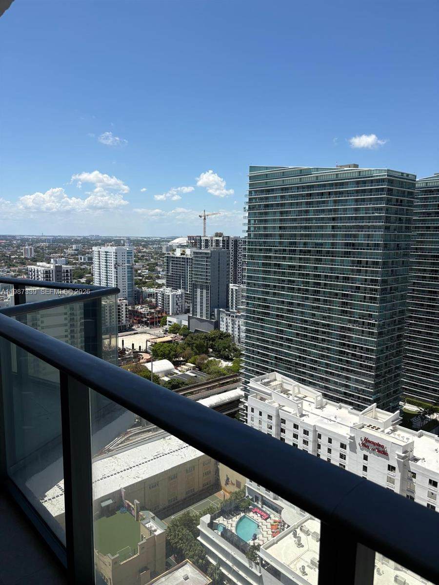 https://bt-photos.global.ssl.fastly.net/miami/orig_boomver_2_A11987339-2.jpg