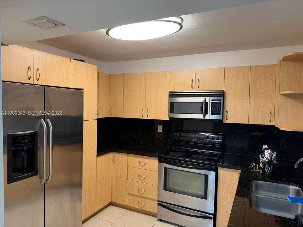 2750 183rd St - Photo 1