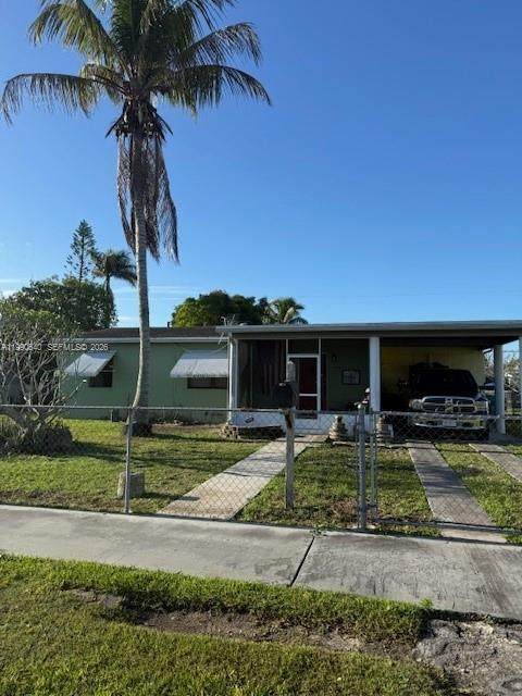 1570 15th St - Photo 1