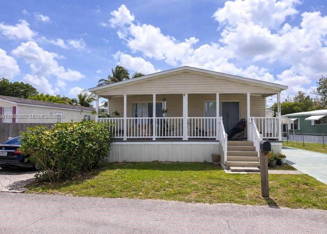 https://bt-photos.global.ssl.fastly.net/miami/1280_boomver_1_A11995883-2.jpg