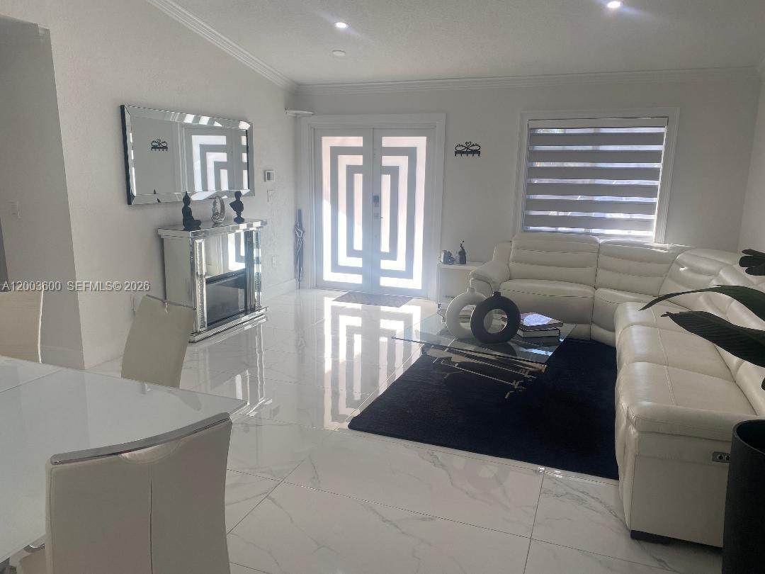 https://bt-photos.global.ssl.fastly.net/miami/orig_boomver_2_A12003600-2.jpg