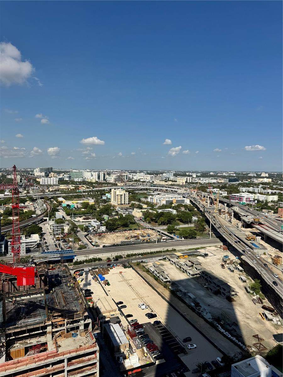 https://bt-photos.global.ssl.fastly.net/miami/orig_boomver_1_A12007380-2.jpg