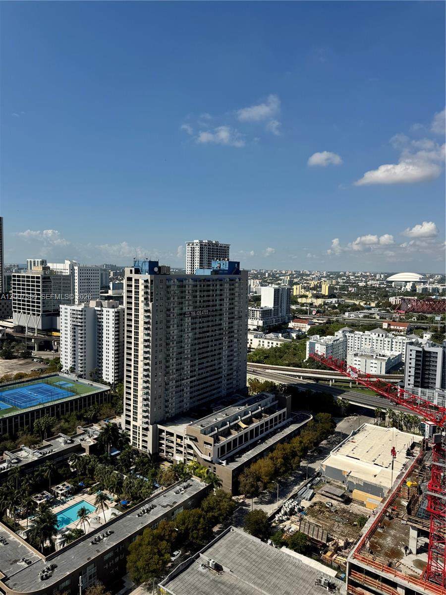 https://bt-photos.global.ssl.fastly.net/miami/orig_boomver_1_A12007380-2.jpg