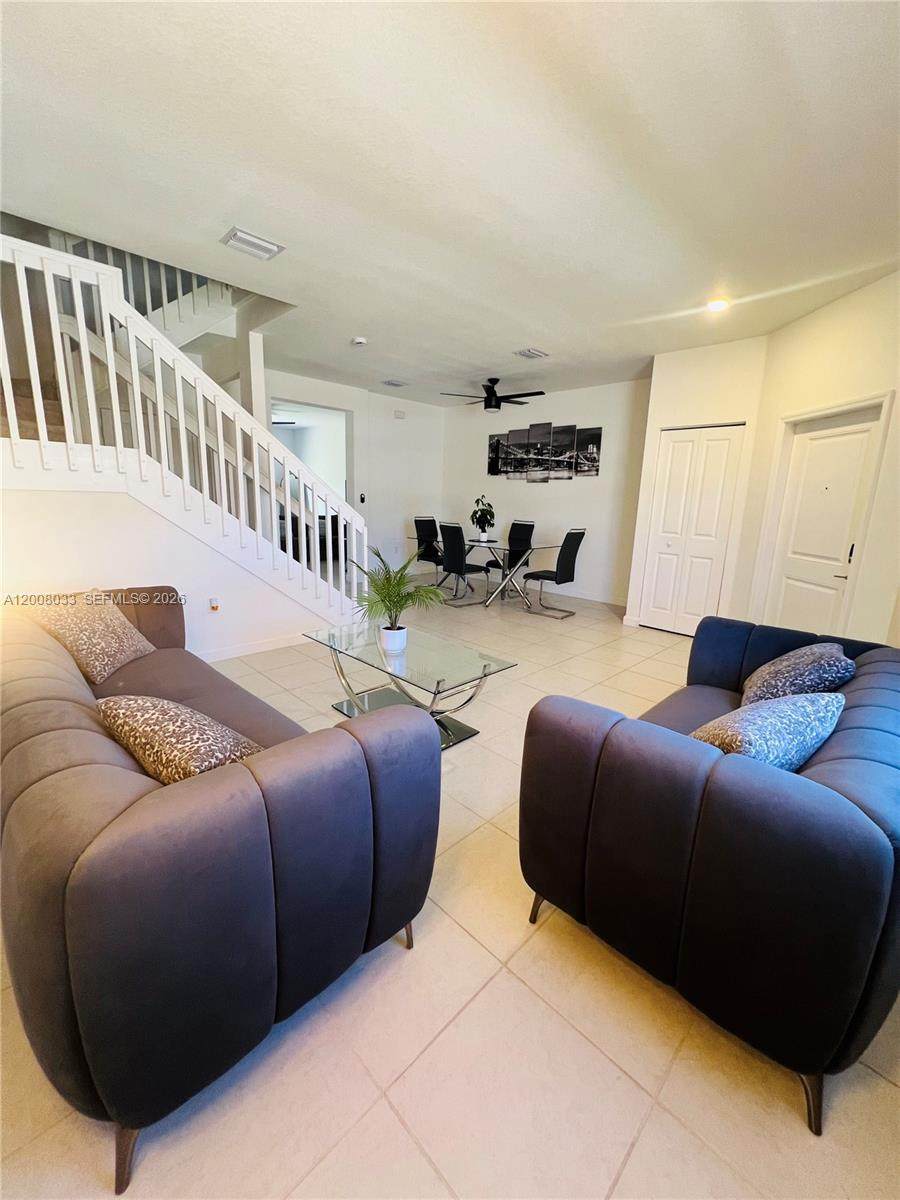 https://bt-photos.global.ssl.fastly.net/miami/orig_boomver_2_A12008033-2.jpg