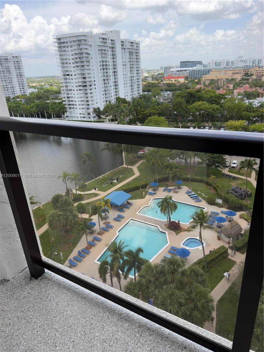 https://bt-photos.global.ssl.fastly.net/miami/orig_boomver_2_A12009014-2.jpg