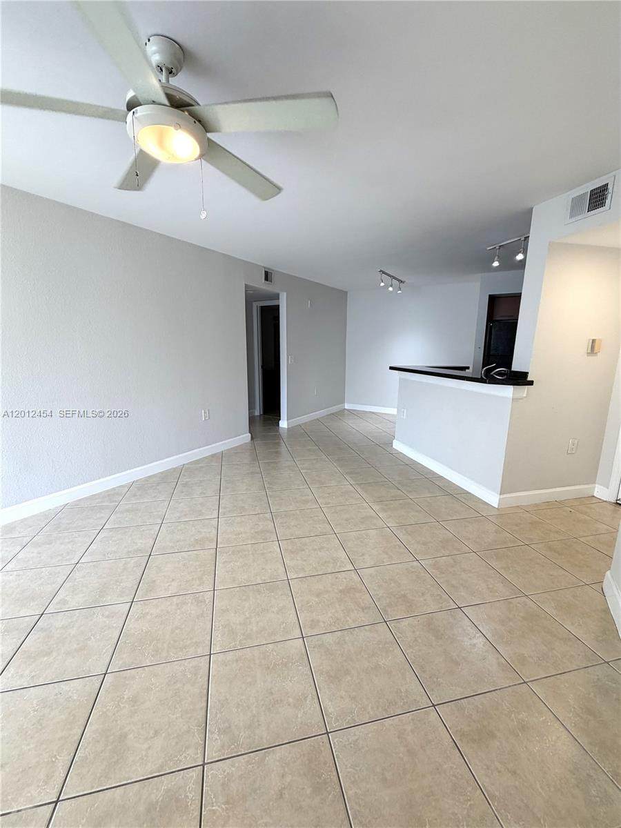 https://bt-photos.global.ssl.fastly.net/miami/orig_boomver_2_A12012454-2.jpg