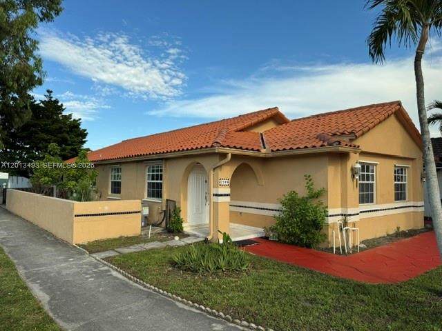 7599 4th Ct - Photo 1