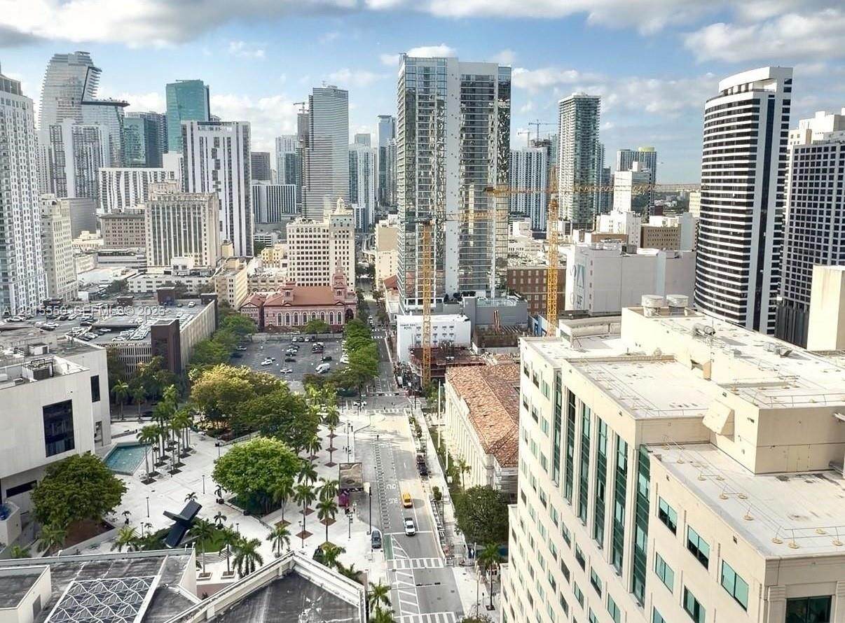 https://bt-photos.global.ssl.fastly.net/miami/orig_boomver_2_A12015550-2.jpg