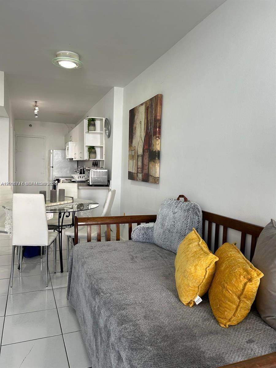 100 Lincoln Rd - Photo 1