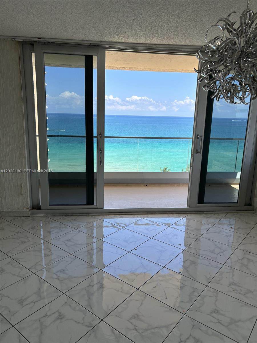 https://bt-photos.global.ssl.fastly.net/miami/orig_boomver_2_A12020160-2.jpg