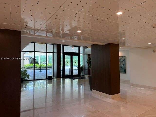 https://bt-photos.global.ssl.fastly.net/miami/orig_boomver_2_A12025859-2.jpg