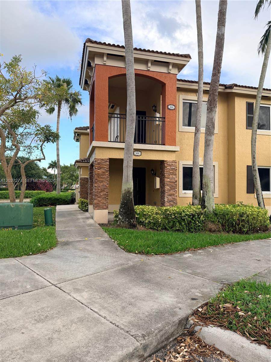 https://bt-photos.global.ssl.fastly.net/miami/orig_boomver_2_A12027274-2.jpg