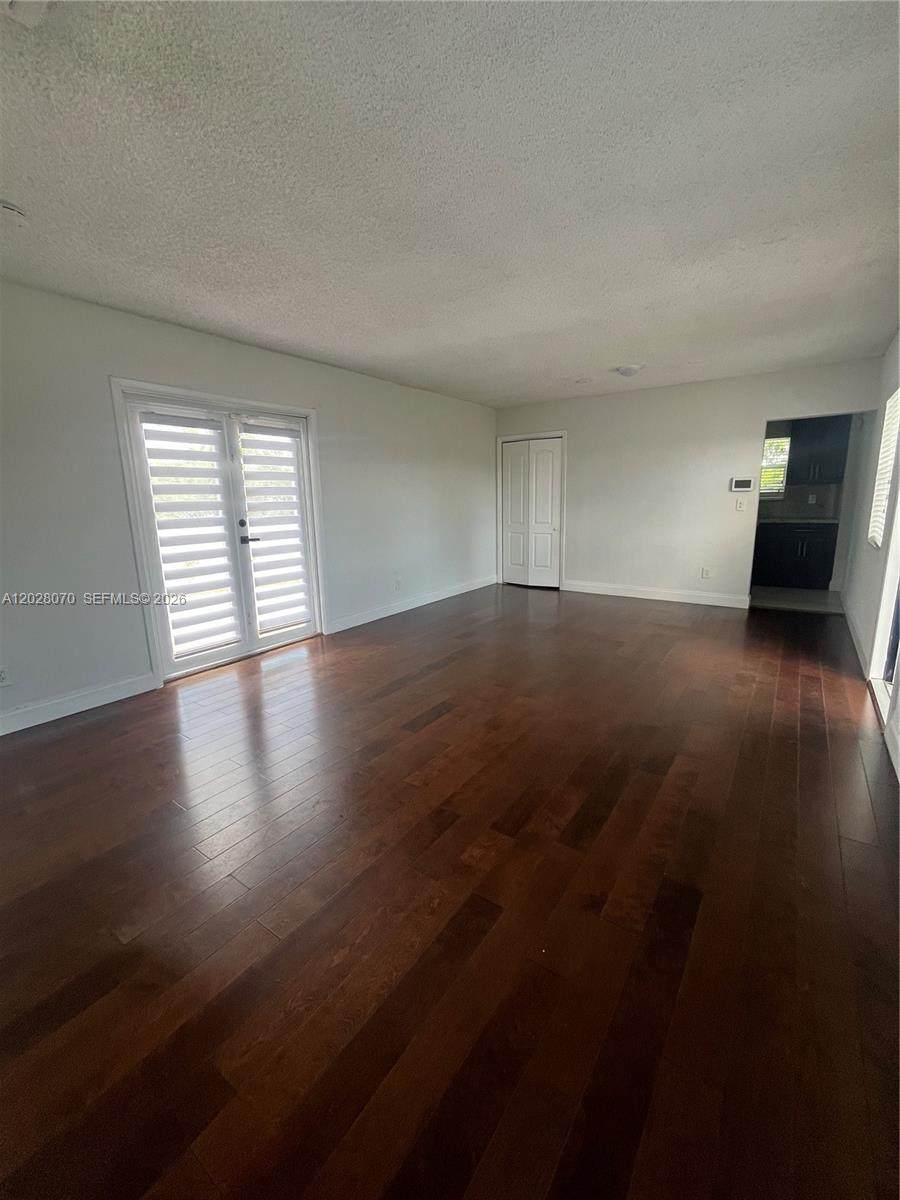 https://bt-photos.global.ssl.fastly.net/miami/1280_boomver_2_A12028070-2.jpg