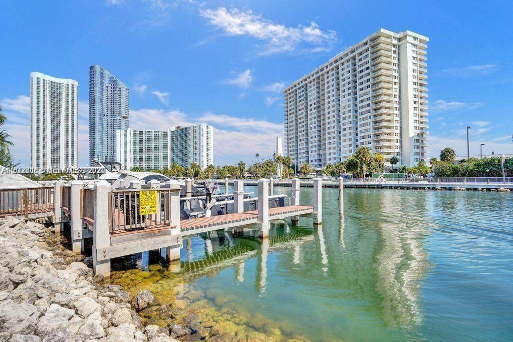 https://bt-photos.global.ssl.fastly.net/miami/1280_boomver_2_A12028462-2.jpg