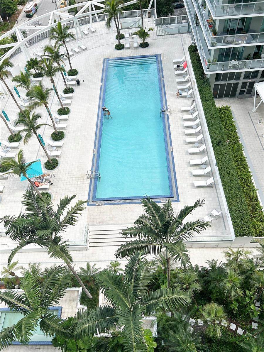 https://bt-photos.global.ssl.fastly.net/miami/orig_boomver_2_A12030170-2.jpg