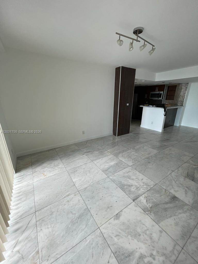 https://bt-photos.global.ssl.fastly.net/miami/orig_boomver_2_A12031750-2.jpg