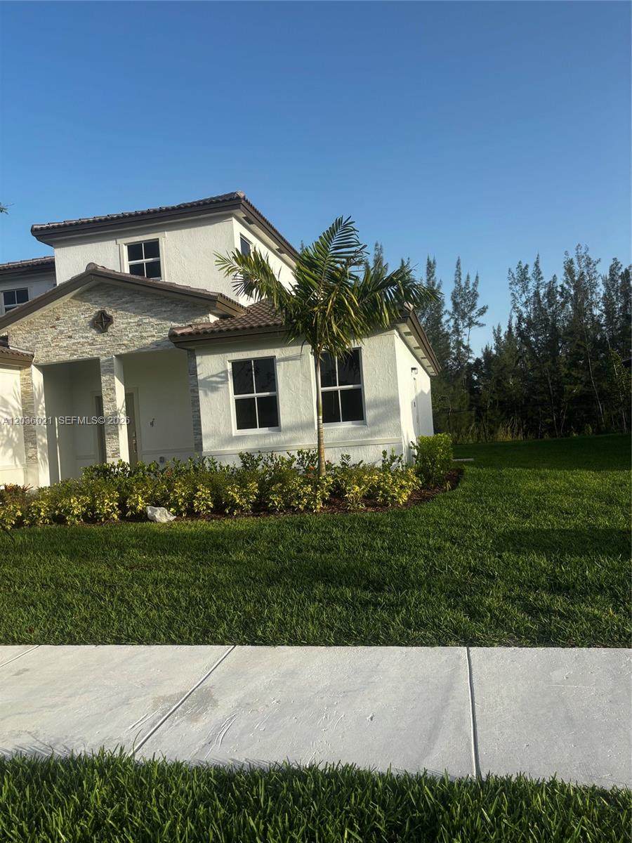 2342 30th St - Photo 1