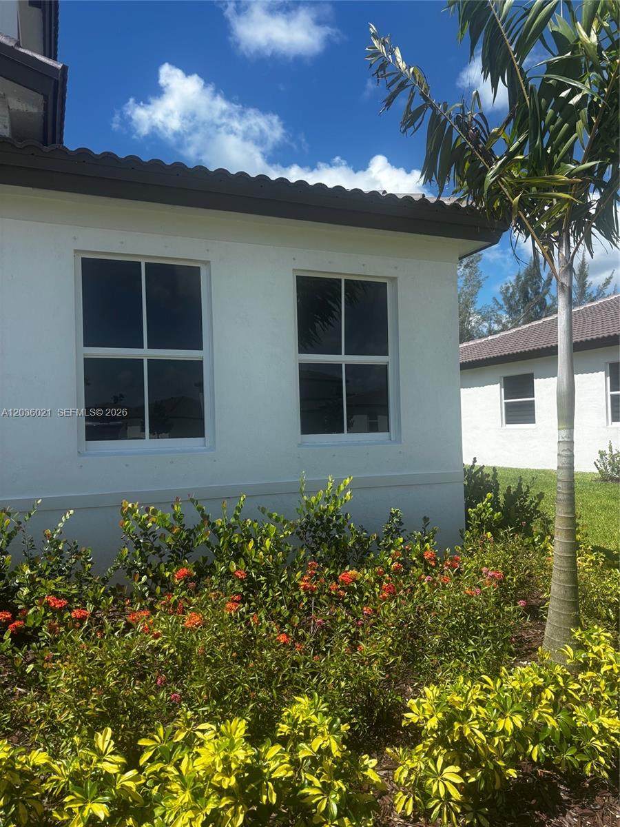 https://bt-photos.global.ssl.fastly.net/miami/orig_boomver_2_A12036021-2.jpg