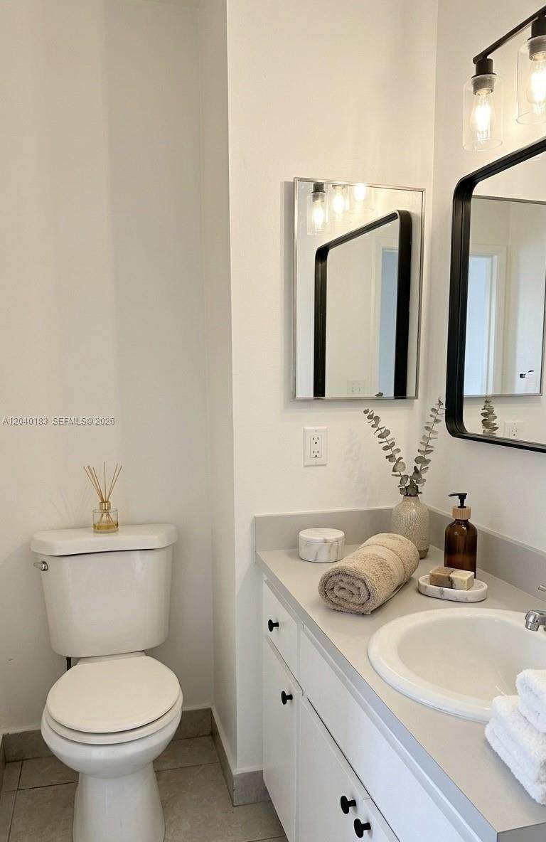 20825 8th Ct - Photo 1